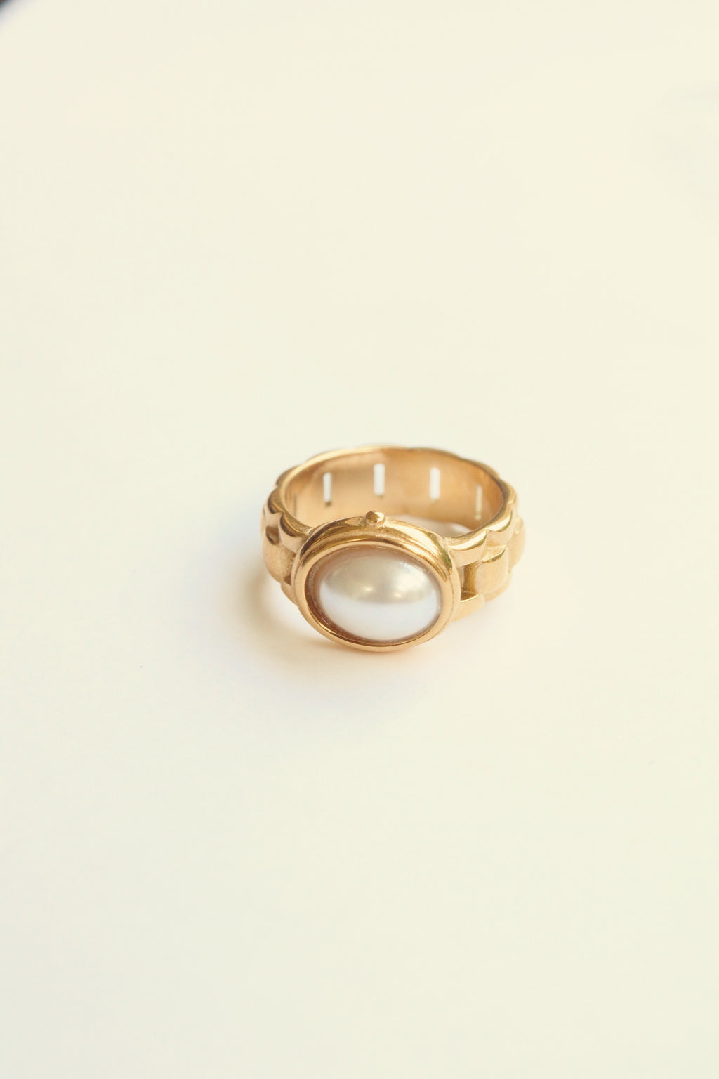 Layla Pearl Ring