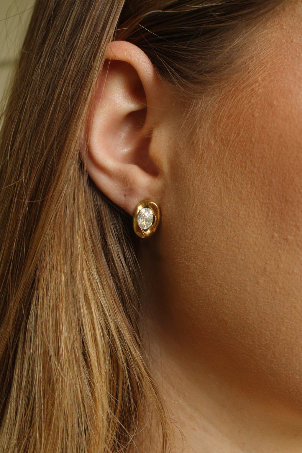 Mia Diamond Stud Earring